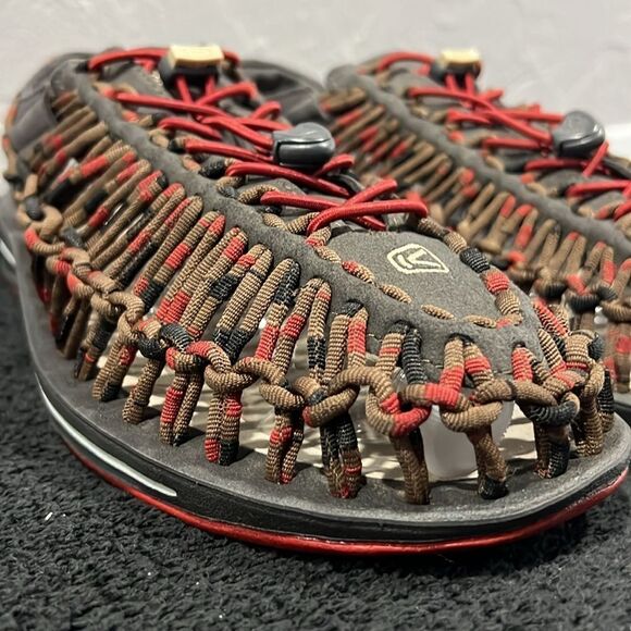 🔥 KEEN Uneek Paracord Woven Slip-On Sandals Red/Gray/Brown Sz 11.5 - PERFECT - Picture 5 of 12